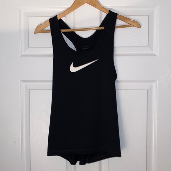 Nike Dry-FIT workout tank top. - Picture 2 of 5